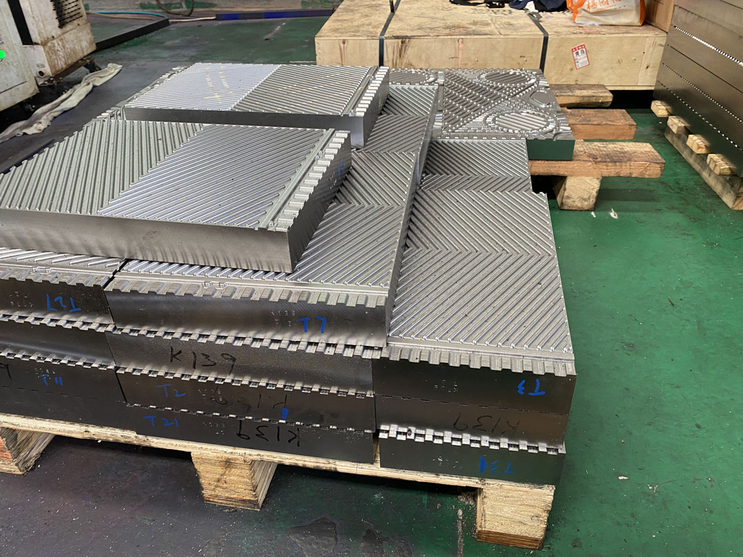 板式換熱器板片模具是一整張的嗎？